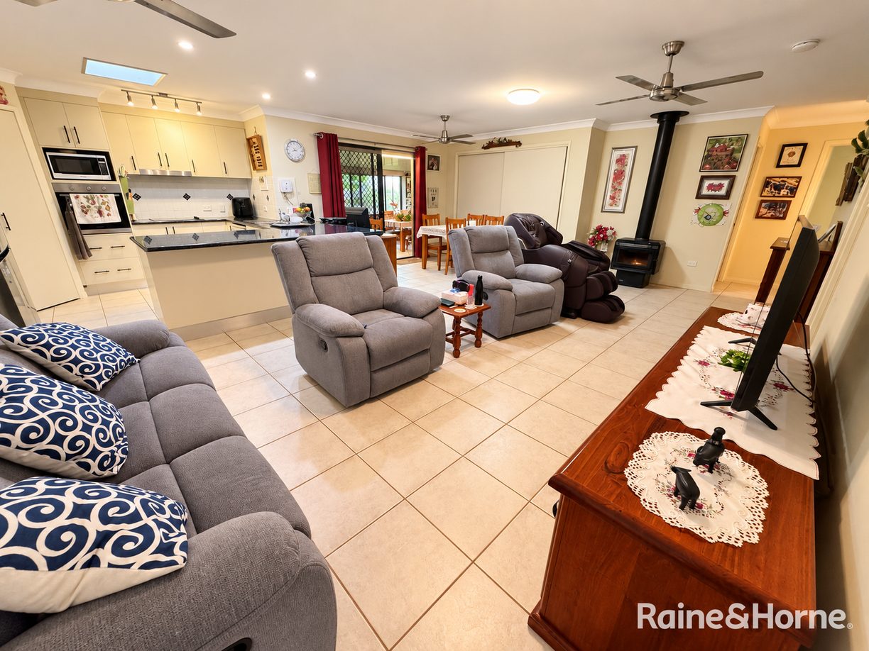 48 Sonaree Drive — photo 2 of 26