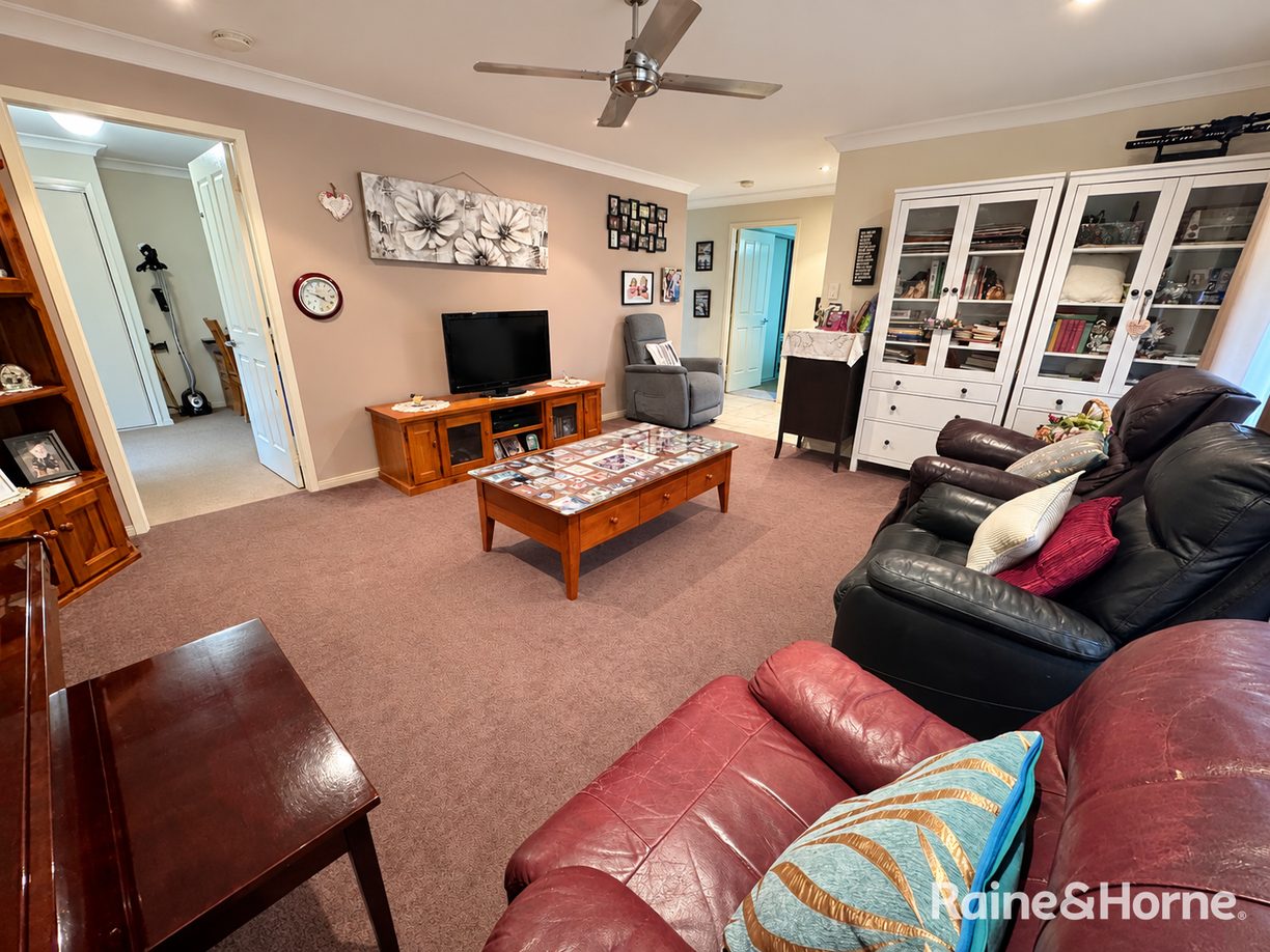 48 Sonaree Drive — photo 7 of 26