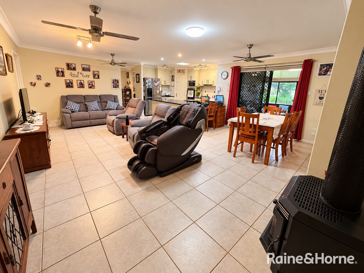 48 Sonaree Drive — photo 3 of 26