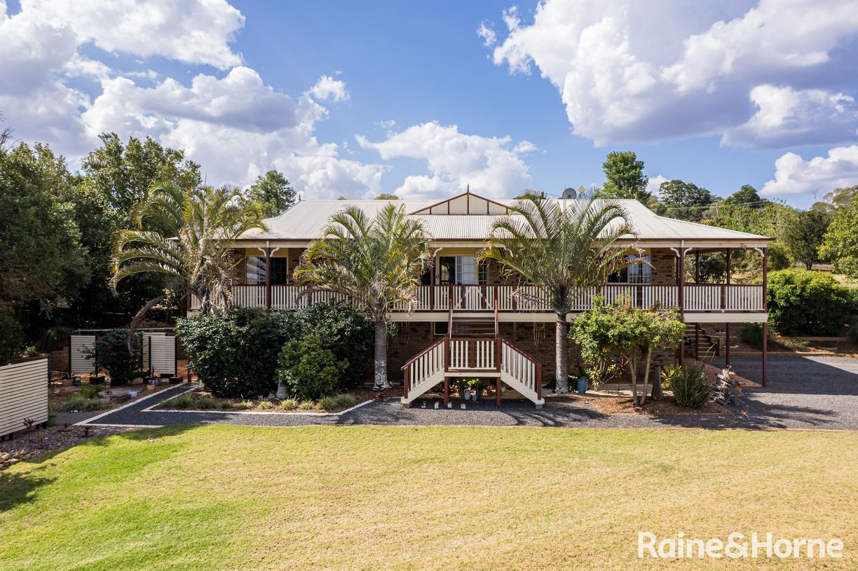 Prominent position - 33 Couchmans Road, Kingaroy, QLD 4610 - Raine ...