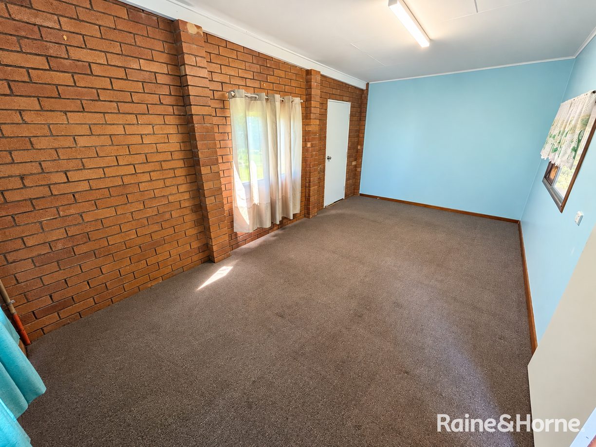 24 Norman Street — photo 20 of 23