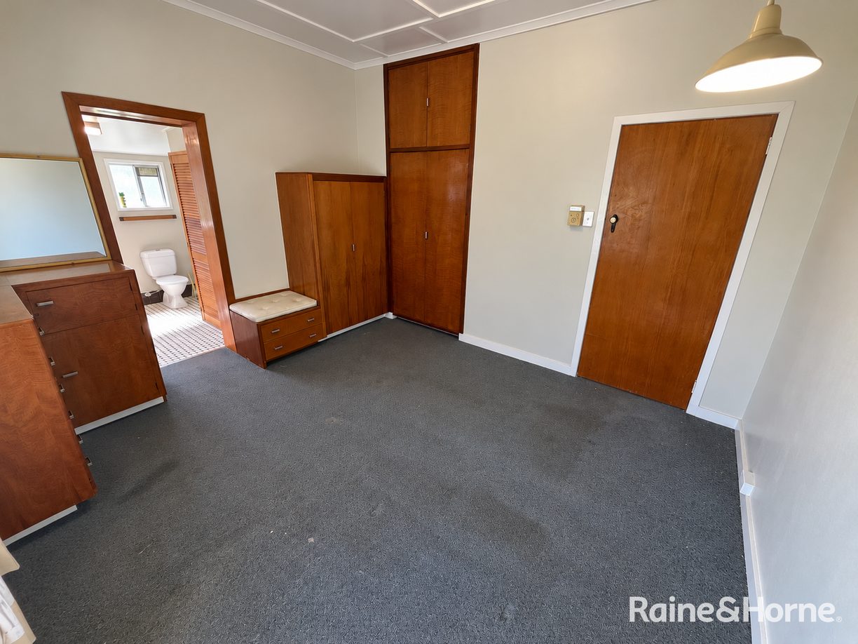 24 Norman Street — photo 7 of 23