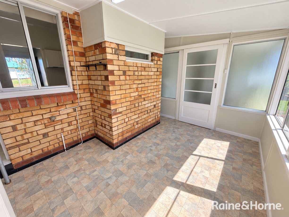24 Norman Street — photo 16 of 23