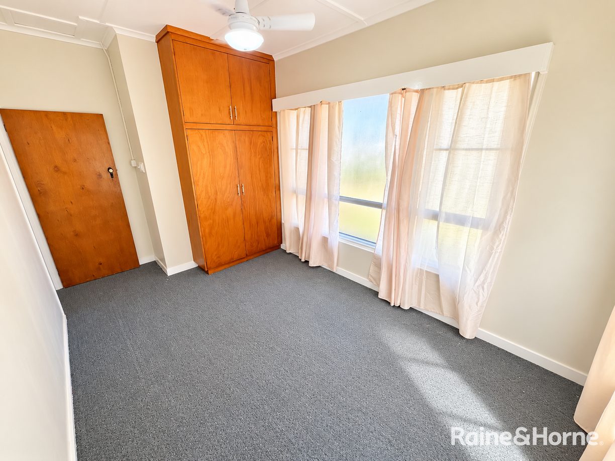 24 Norman Street — photo 10 of 23