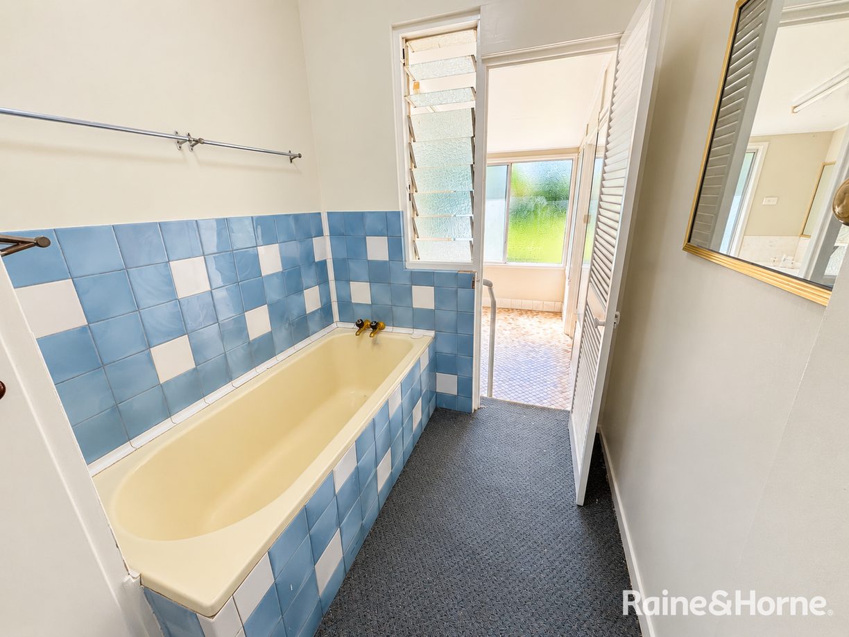 24 Norman Street — photo 13 of 23
