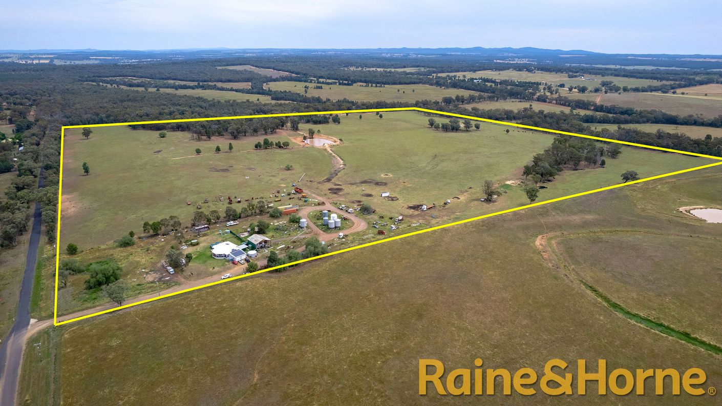 7R Chapmans Road — photo from Raine & Horne Dubbo
