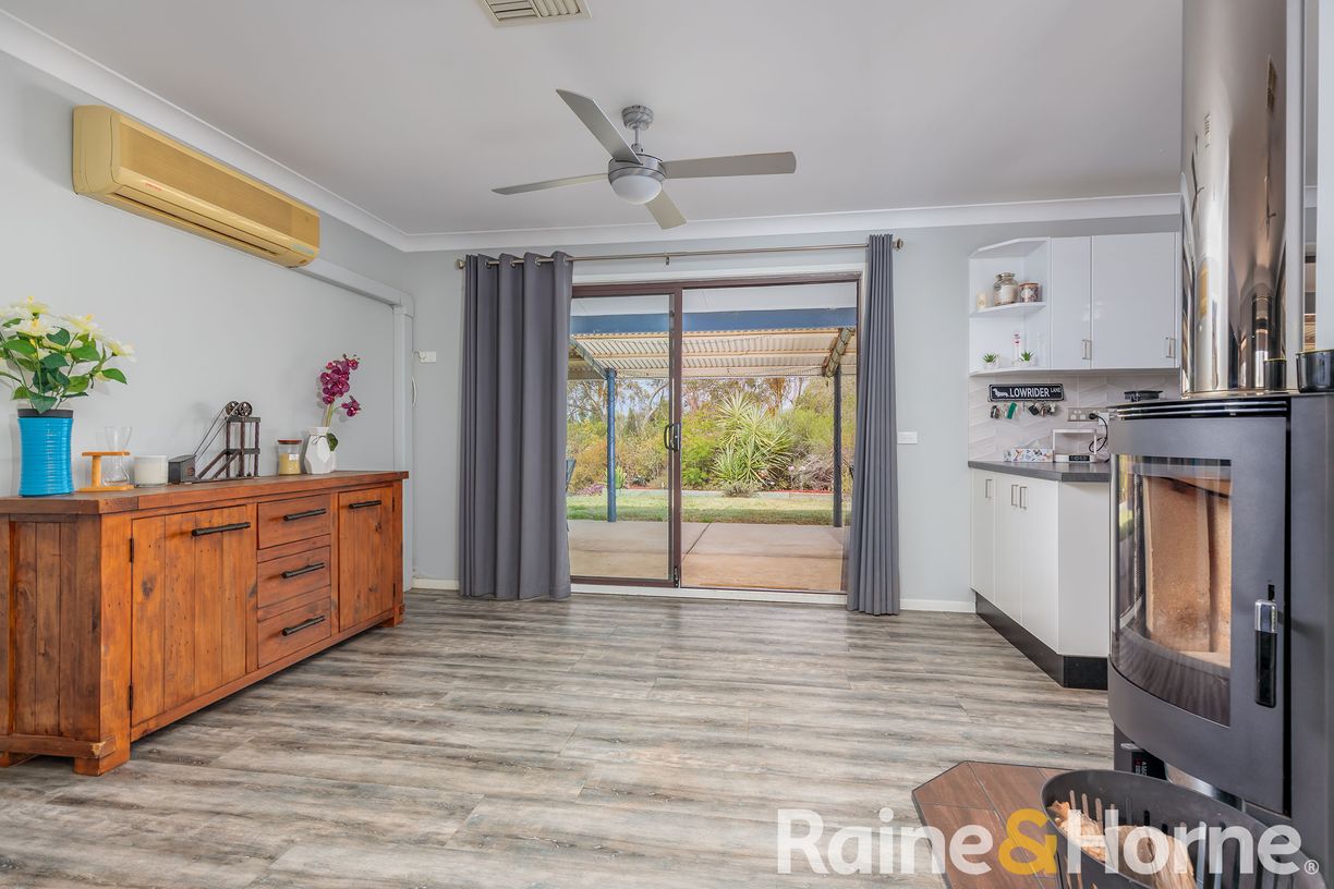 4L Ascot Park Road — photo 4 of 15