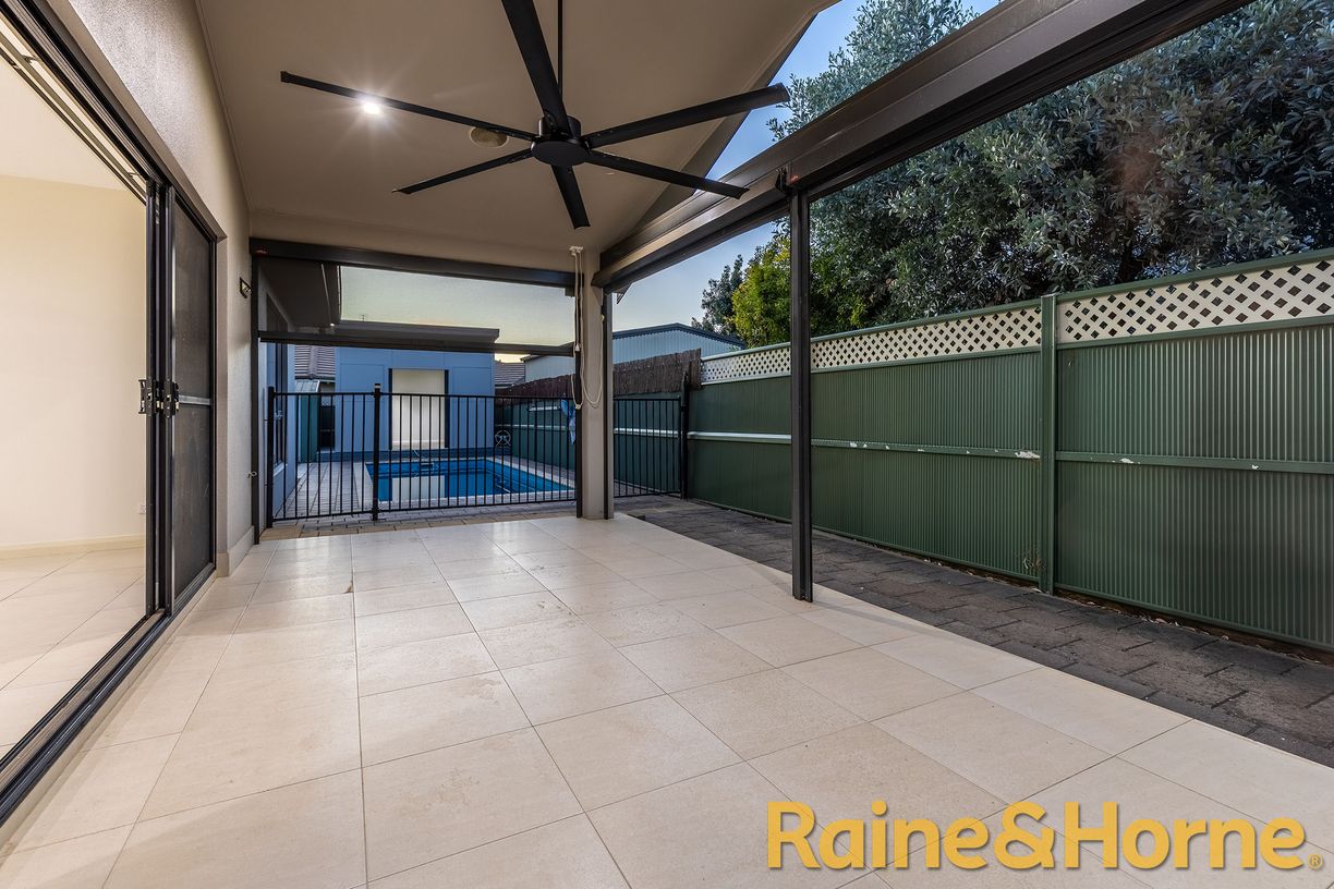 383 Macquarie Street — photo 17 of 20