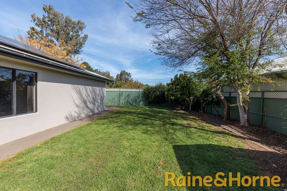 383 Macquarie Street — photo 19 of 20