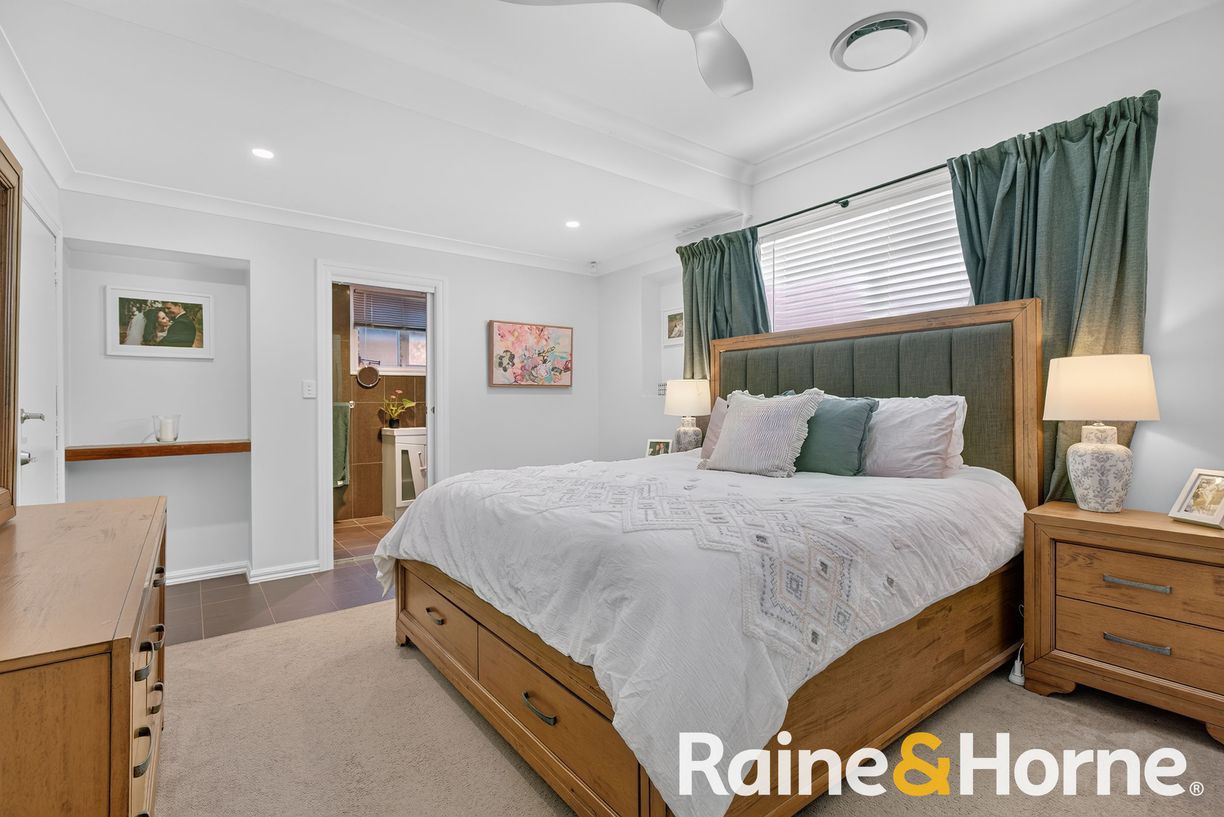 15 Diane Street — photo 8 of 23