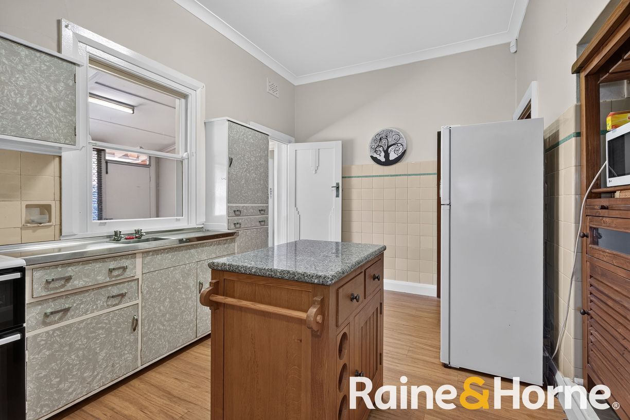 78 Cobra Street — photo 3 of 12