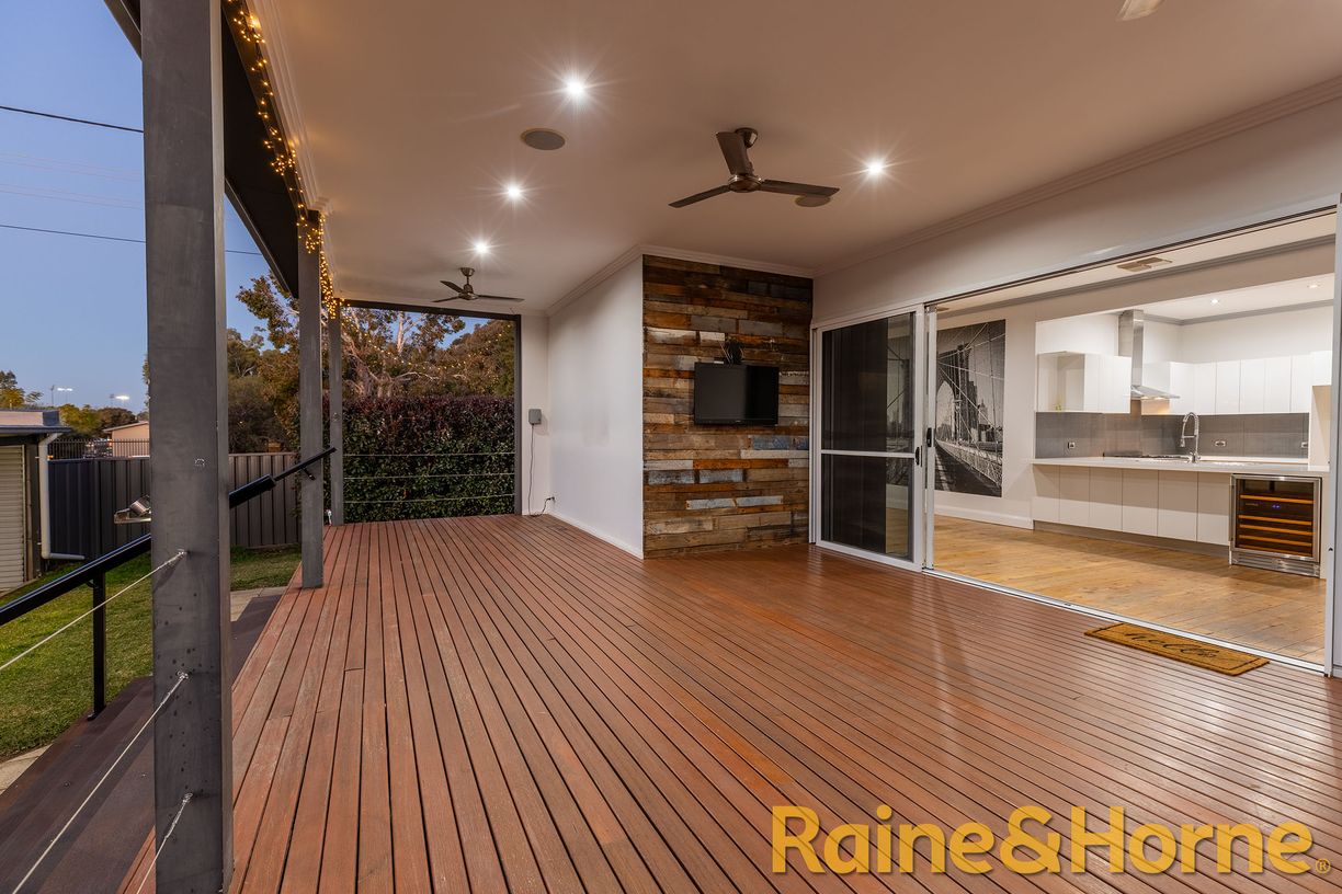 166 Cobra Street — photo 6 of 16