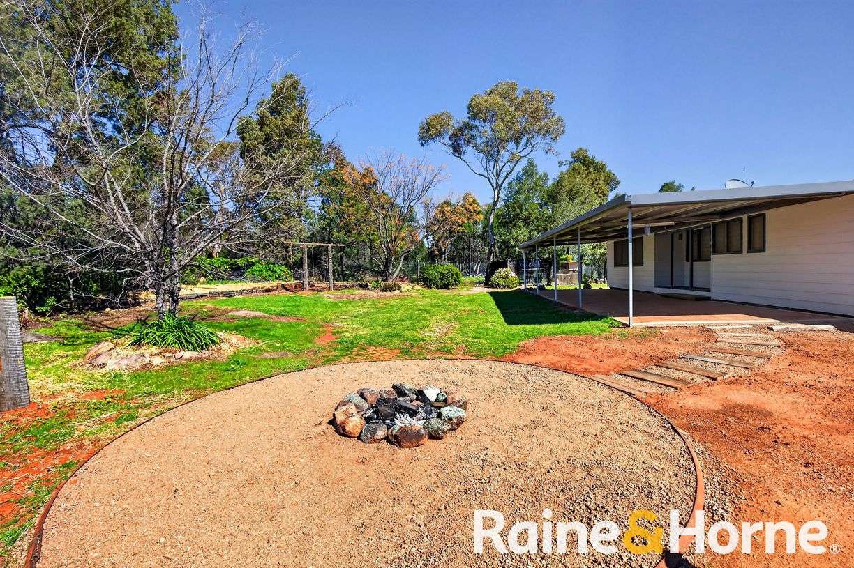 8105 Newell Highway — photo 15 of 30