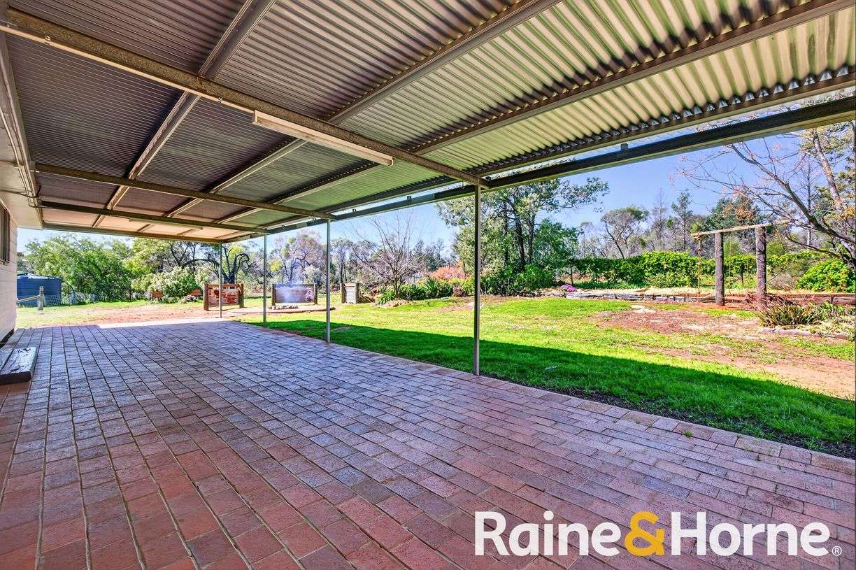 8105 Newell Highway — photo 13 of 30
