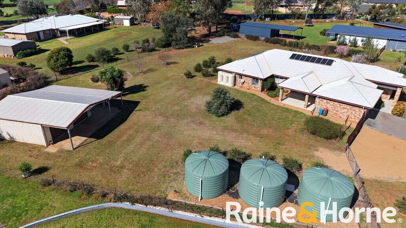 7 John Roach Close — photo 15 of 19