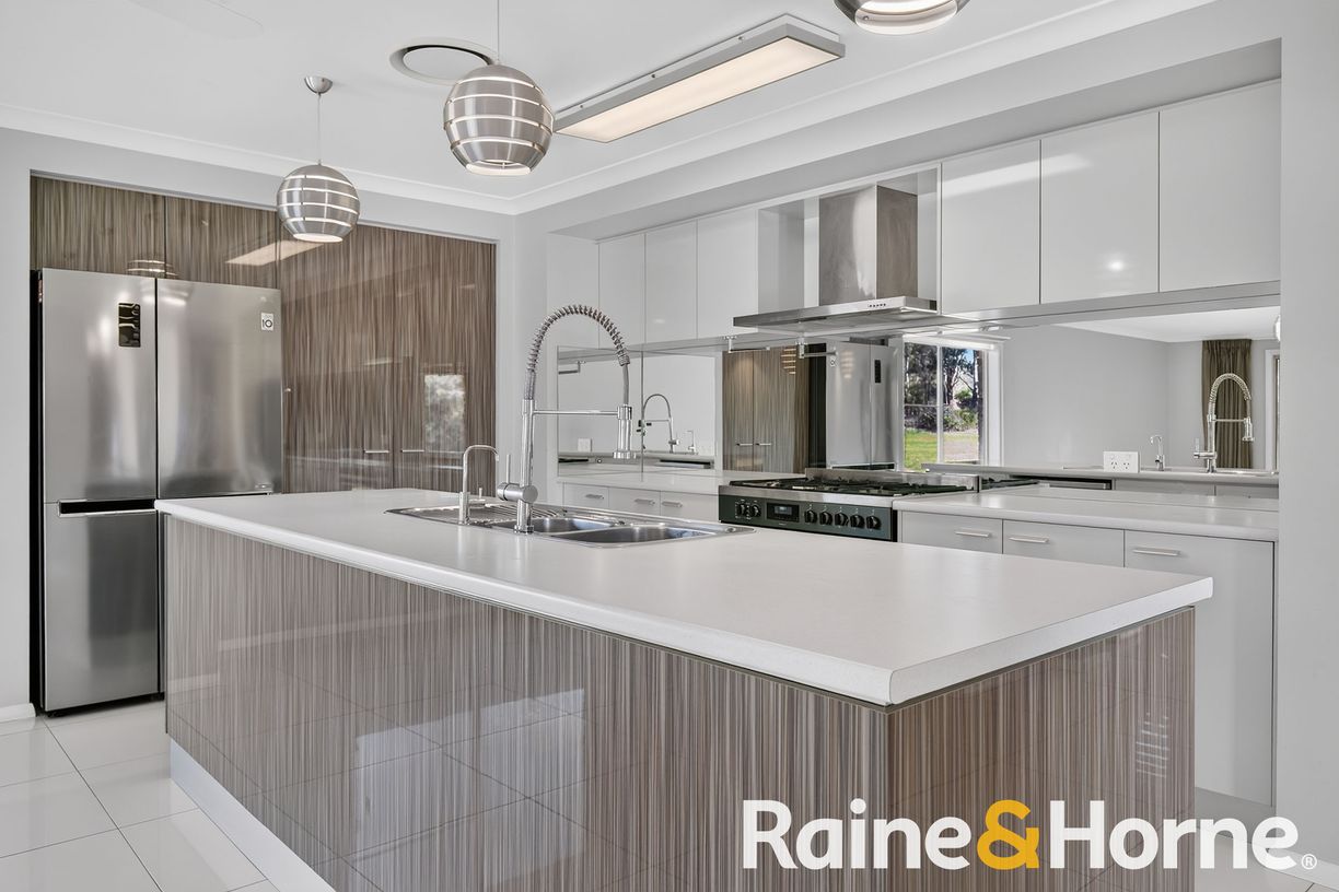 7 John Roach Close — photo 3 of 19