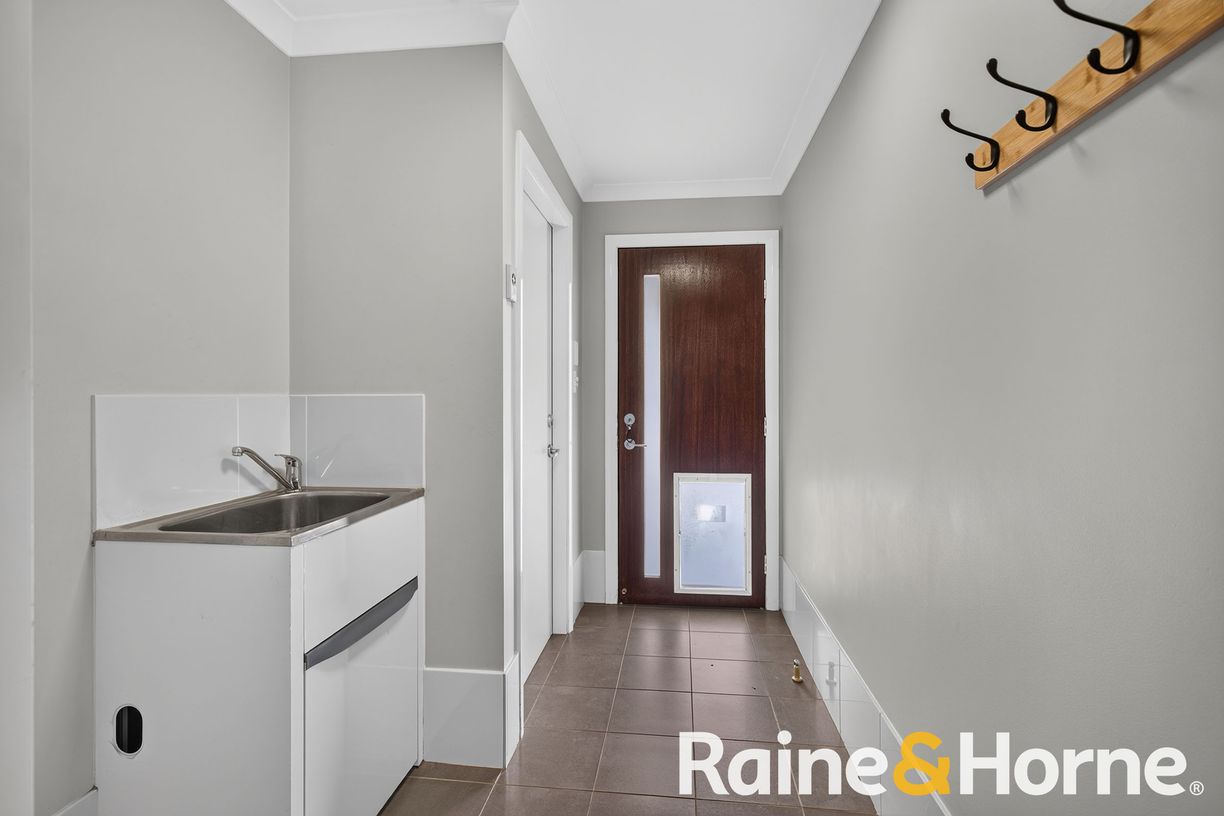 7 John Roach Close — photo 13 of 19