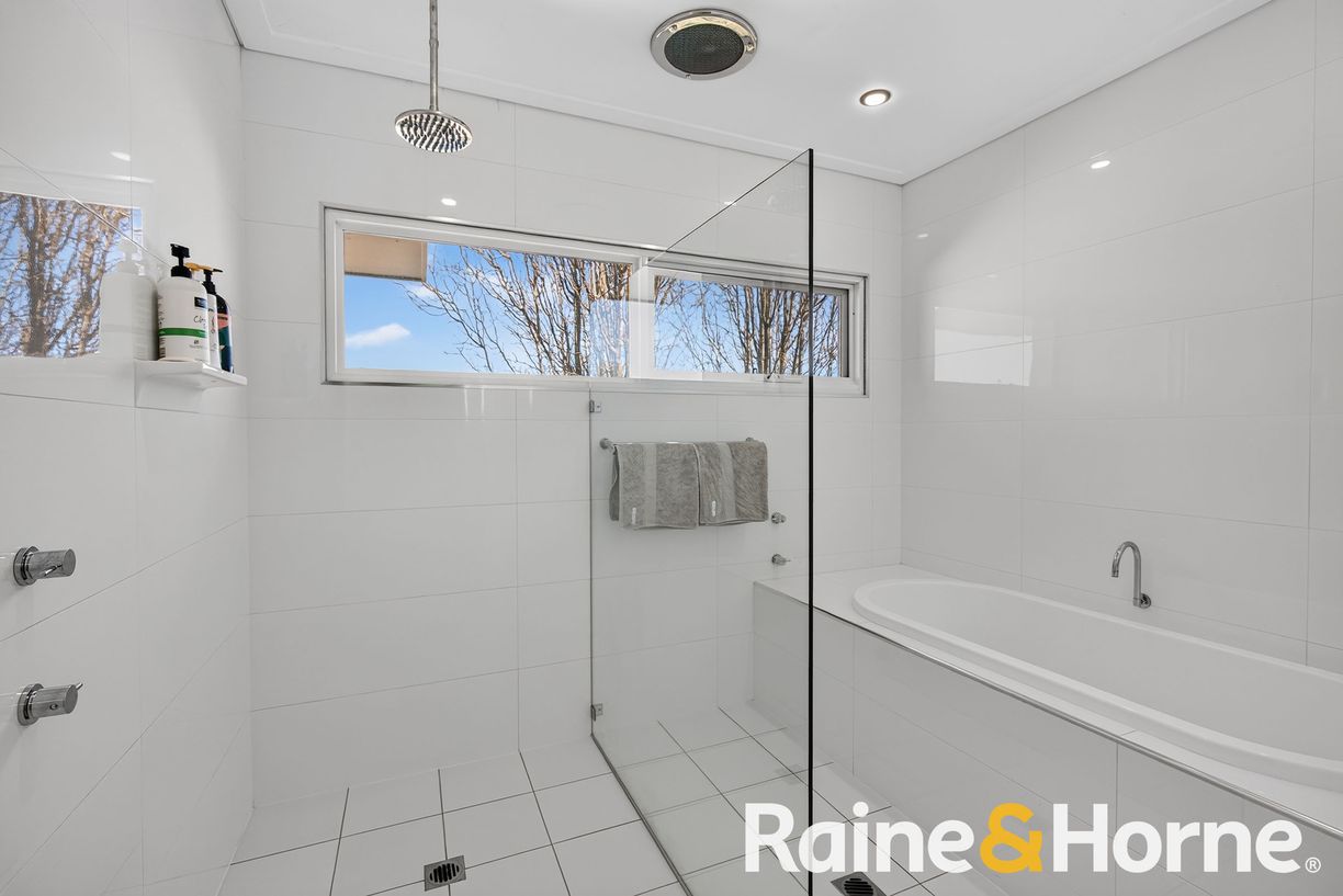 38 Regand Park Boulevard — photo 17 of 23