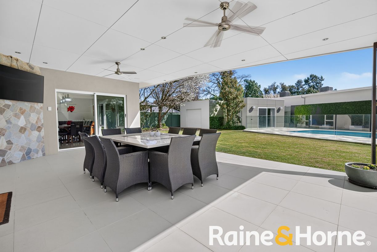 38 Regand Park Boulevard — photo 18 of 23