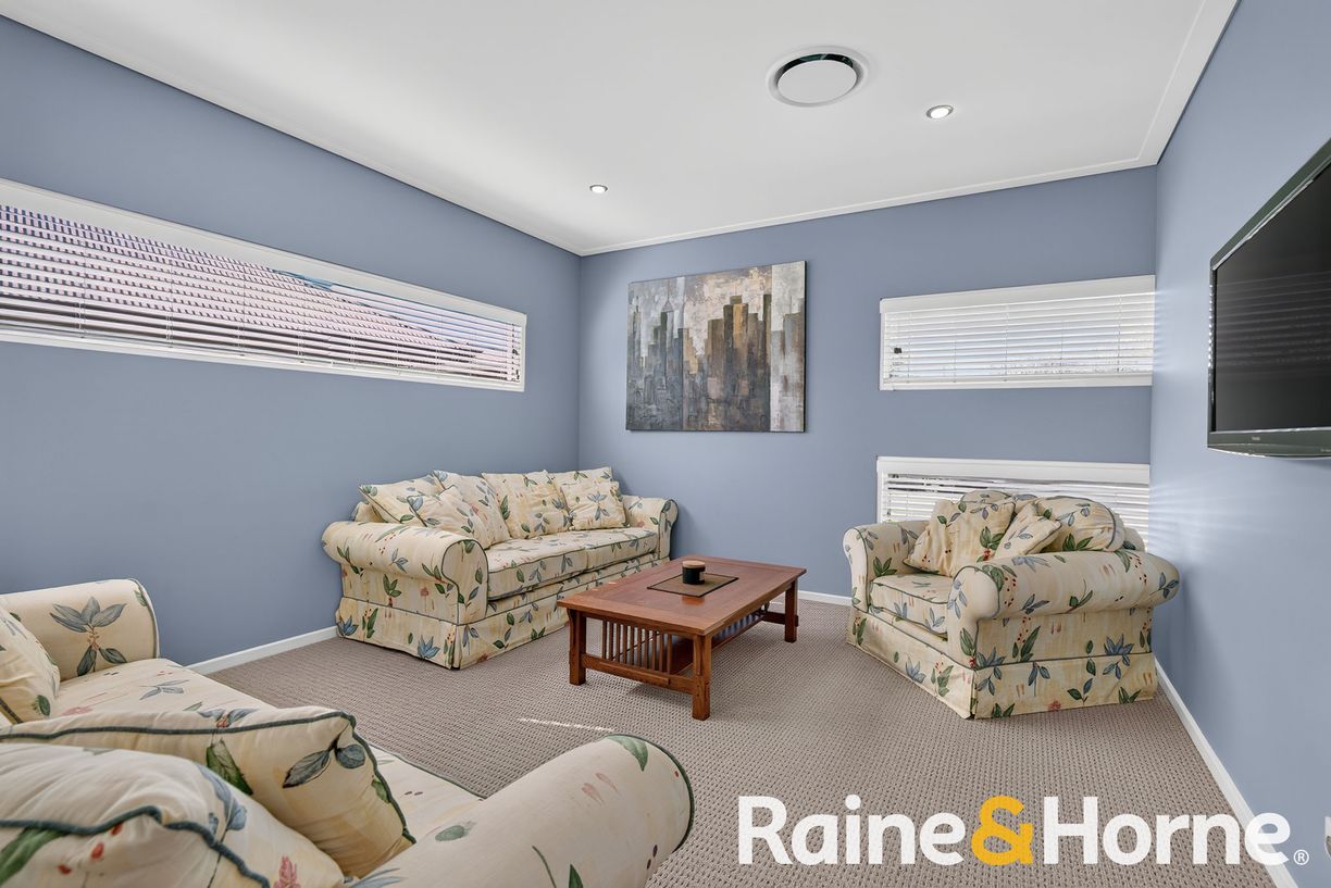38 Regand Park Boulevard — photo 8 of 23