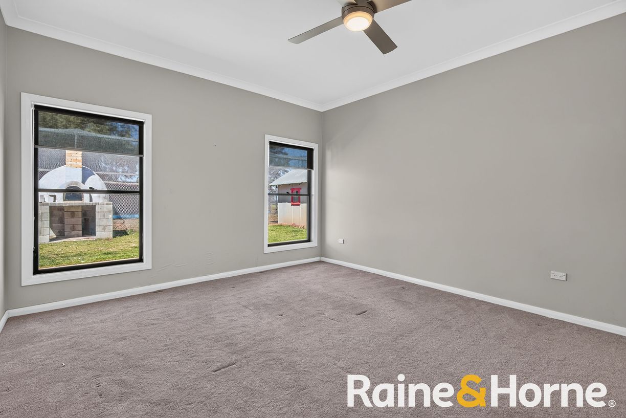 329 Lincoln Lane — photo 11 of 30