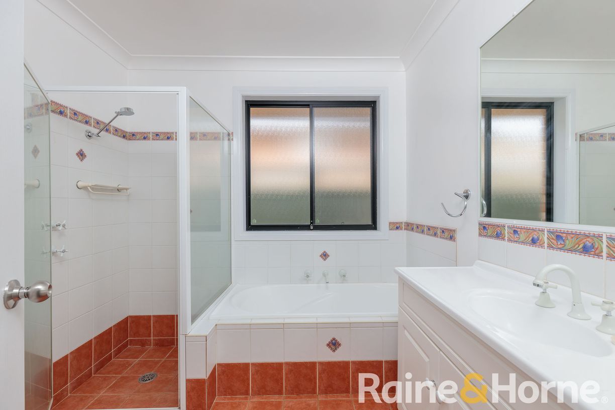 49 Minore Road — photo 11 of 13