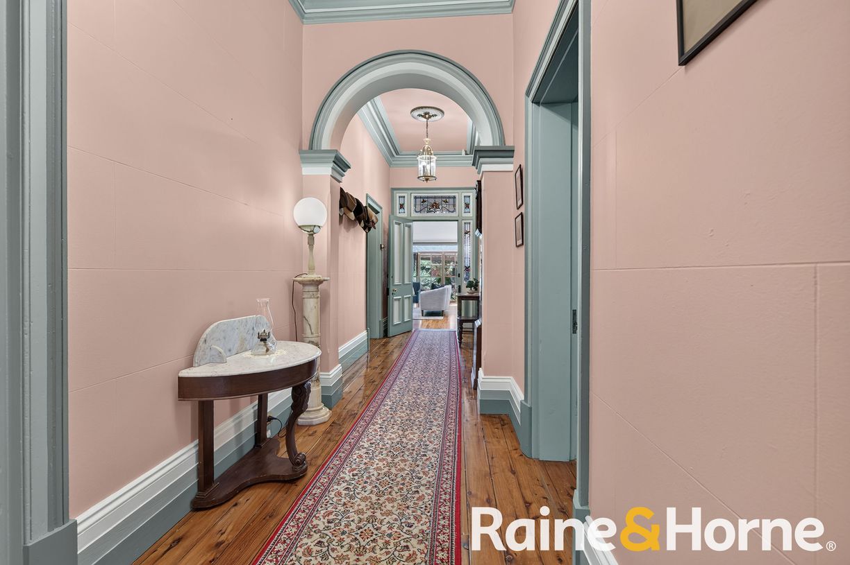 122 Bourke Street — photo 7 of 25
