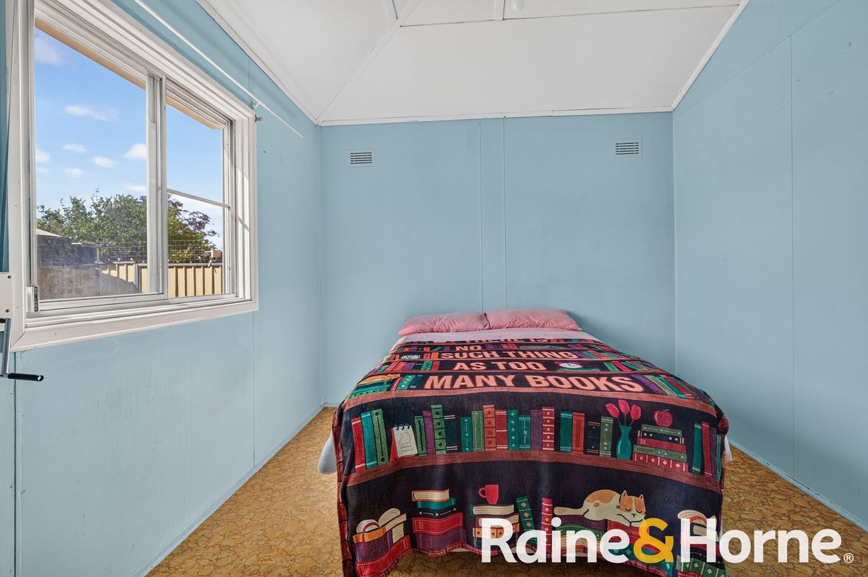370 Fitzroy Street — photo 5 of 9