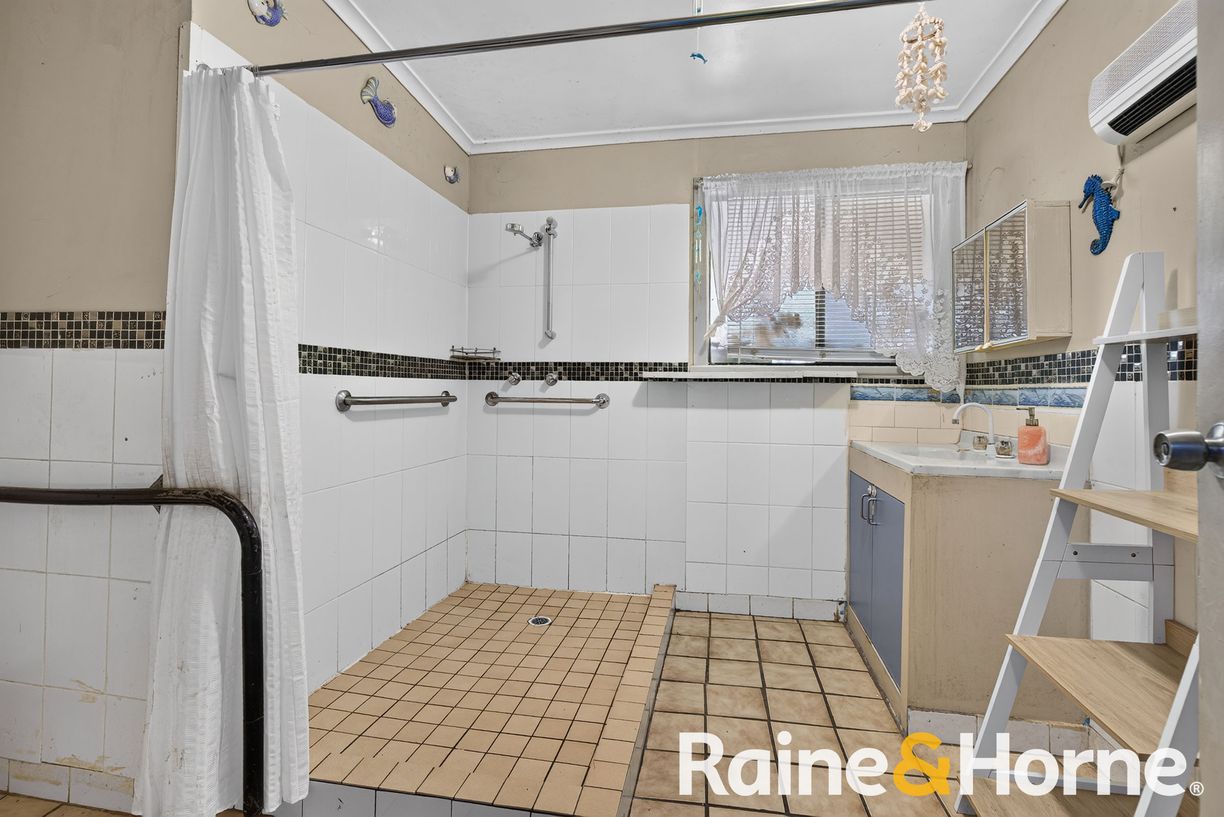 22R Lagoon Creek Road — photo 11 of 15