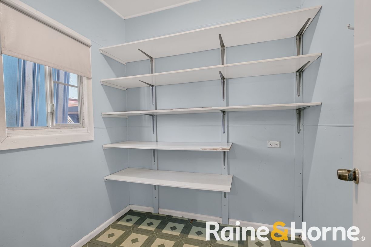 35 Naman Street — photo 11 of 12