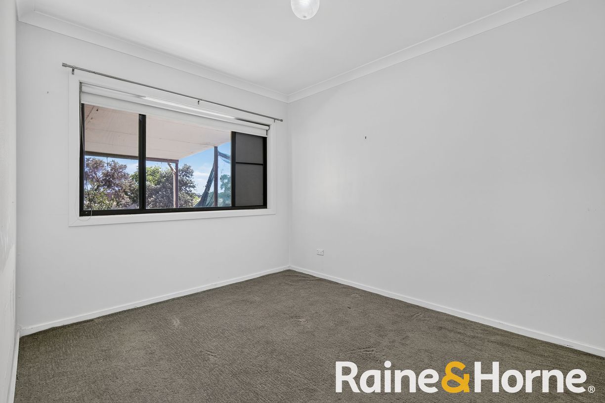 4617 Newell Highway — photo 7 of 15
