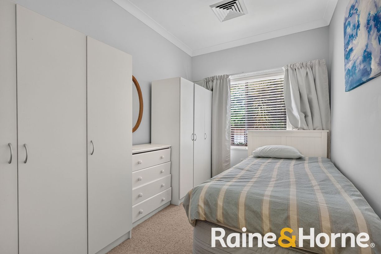 266 Darling Street — photo 8 of 16