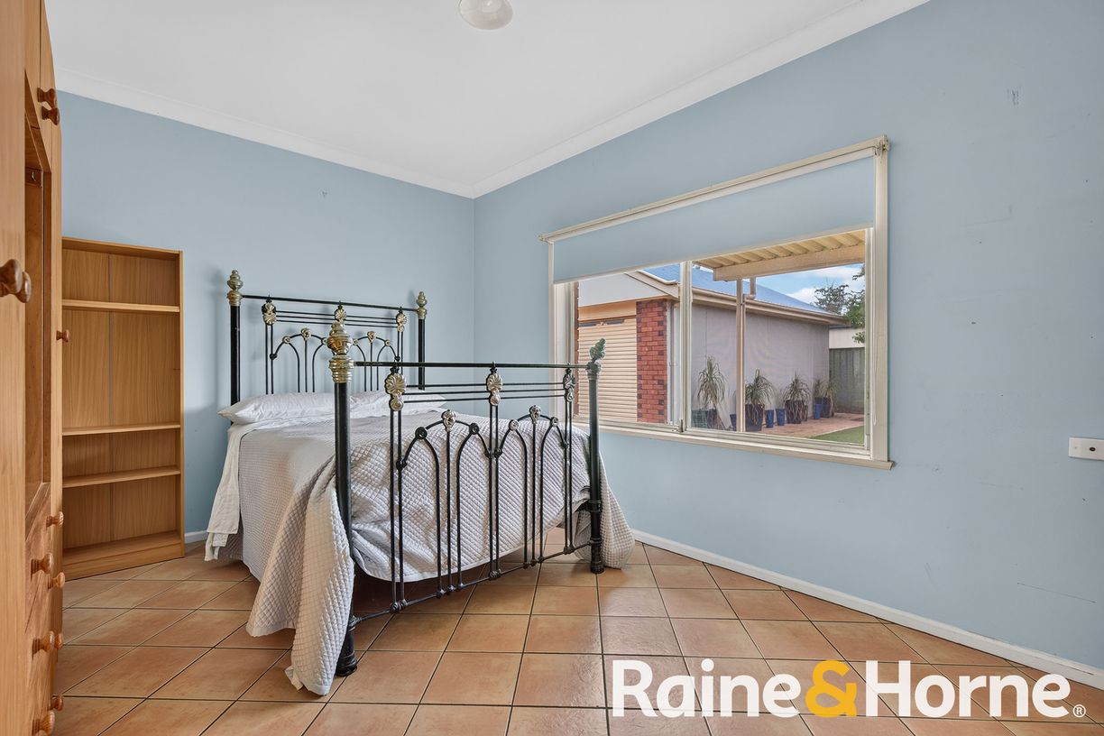 266 Darling Street — photo 9 of 16