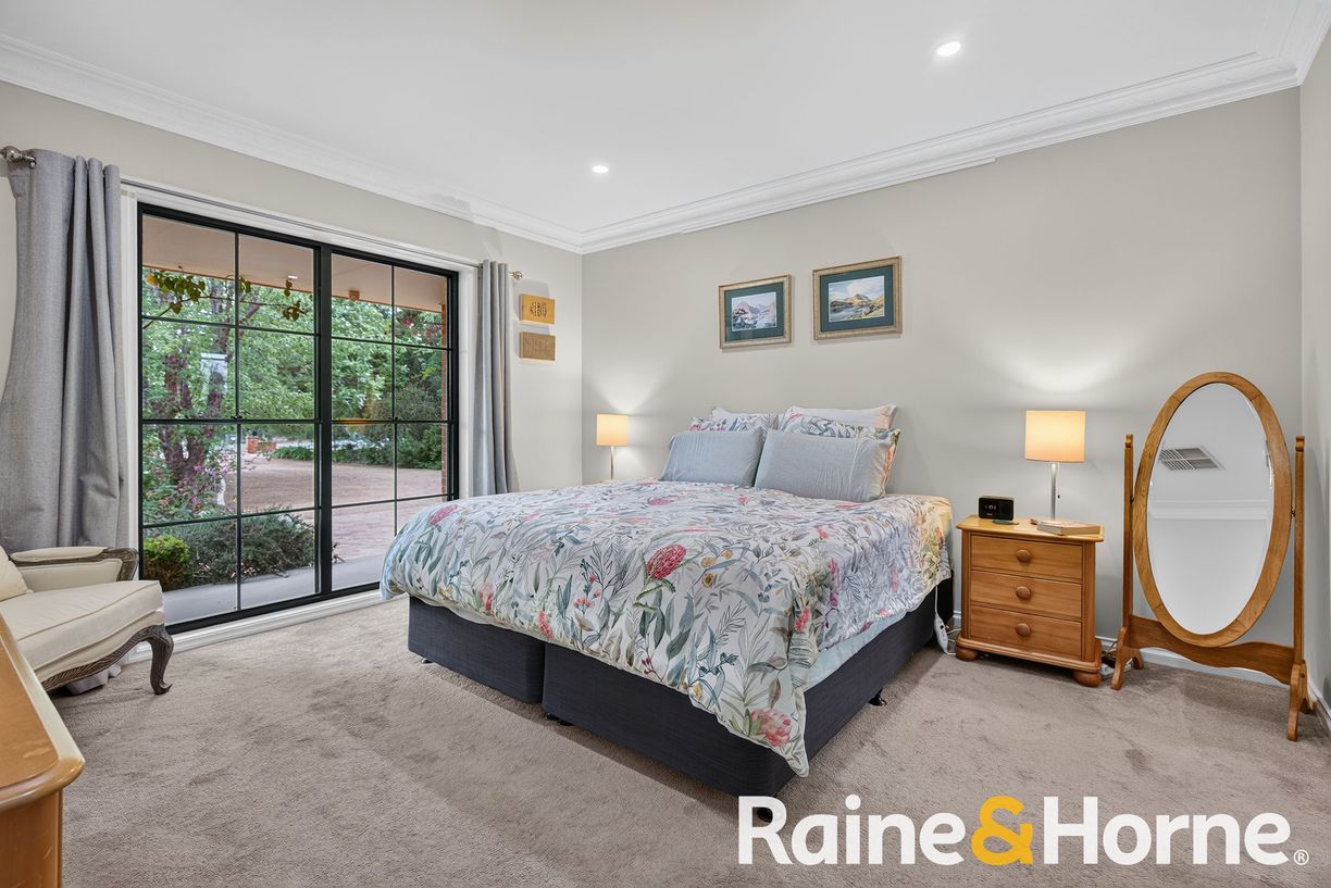 23 Charmere Place — photo 8 of 22