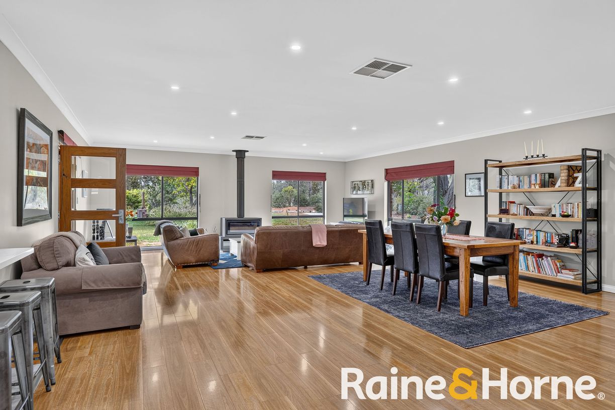 23 Charmere Place — photo 5 of 22