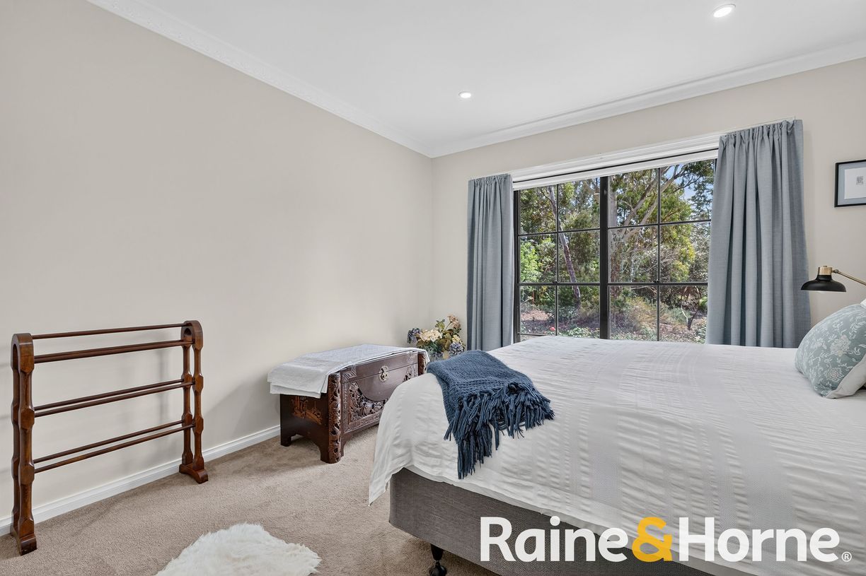 23 Charmere Place — photo 10 of 22