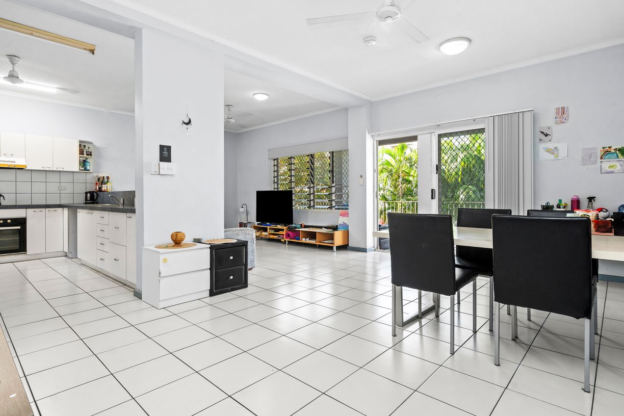 5/3-5 Merkur Court — photo 11 of 16