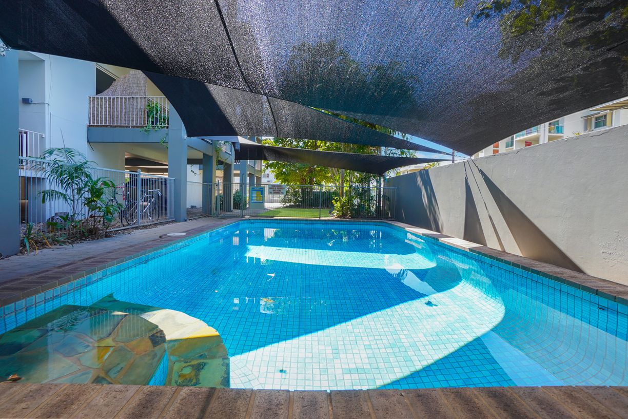 5/3-5 Merkur Court — photo 2 of 16