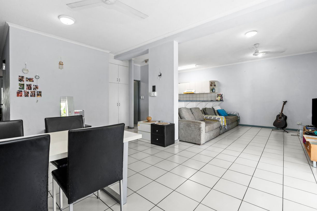 5/3-5 Merkur Court — photo 5 of 16