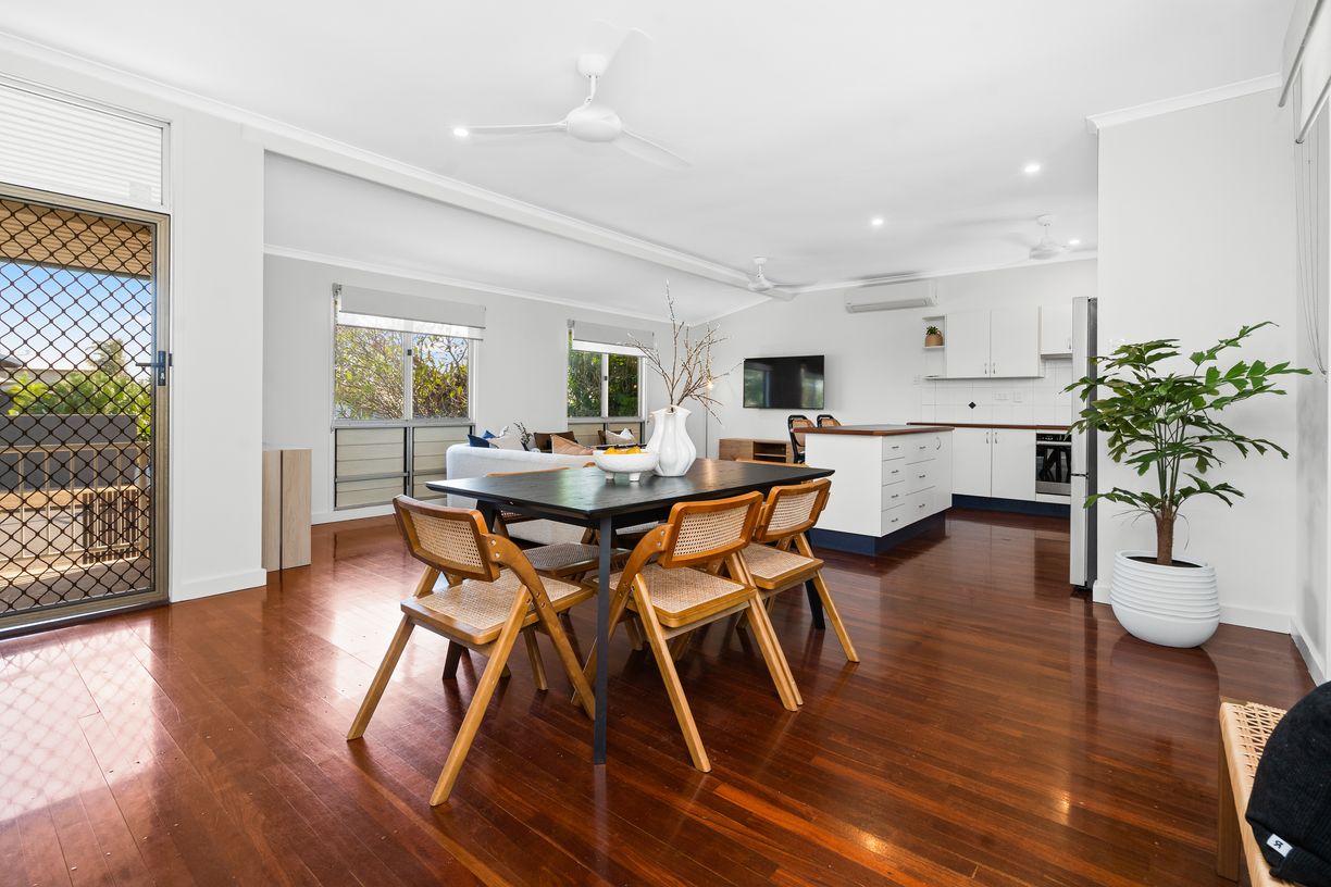 6 Beatrice Street — photo 11 of 30
