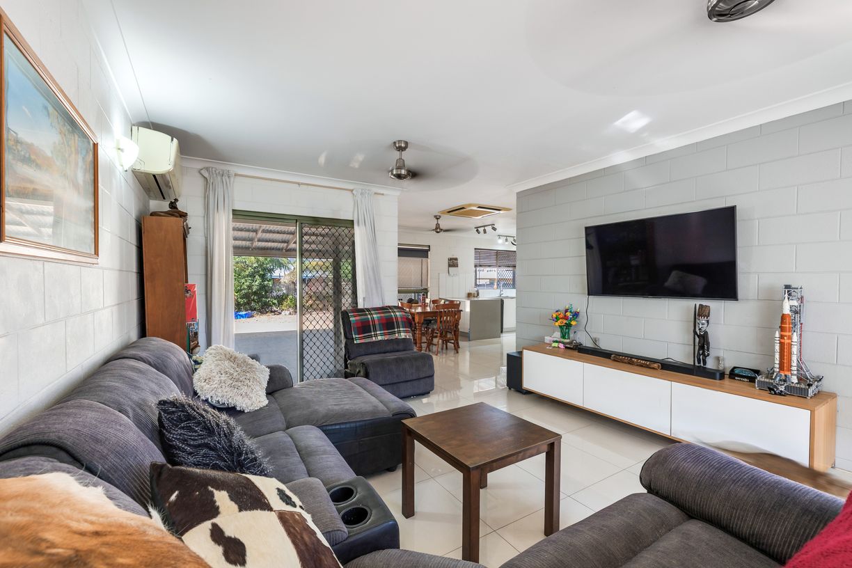 14 Bristow Court — photo 8 of 21
