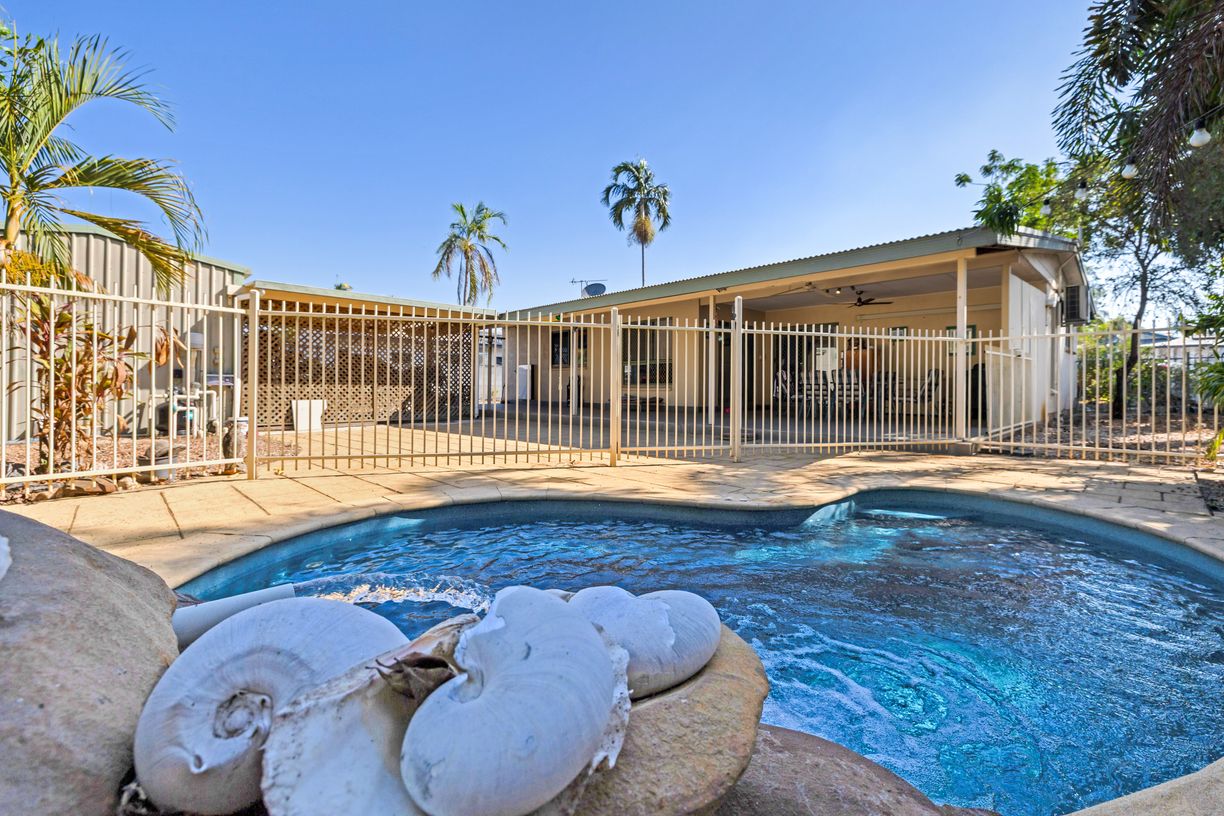 14 Bristow Court — photo 17 of 21