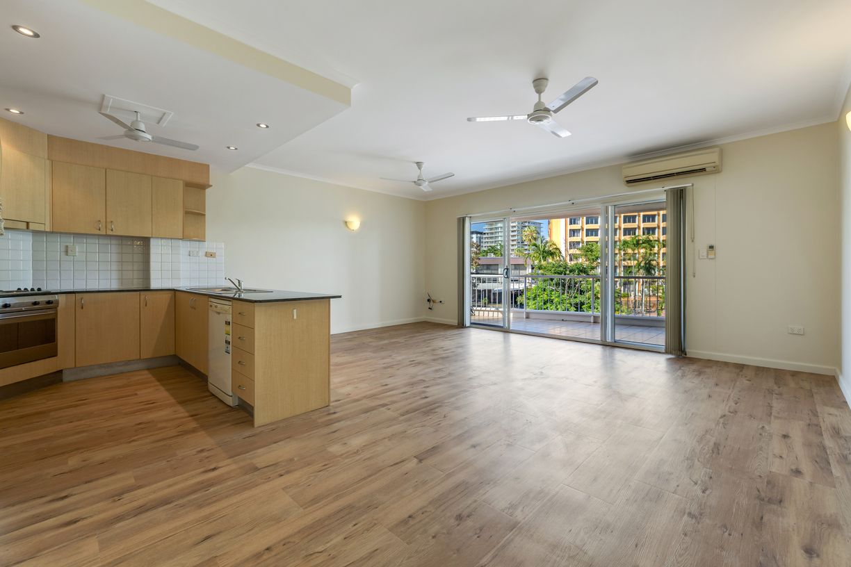 15/102 Mcminn Street — photo 2 of 17