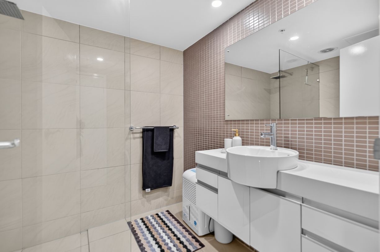 703/24 Litchfield Street — photo 17 of 22