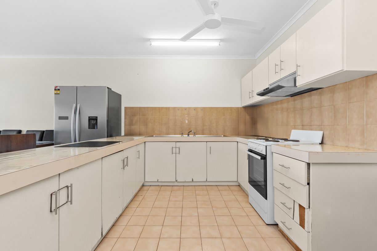 12/272 Casuarina Drive — photo 7 of 22