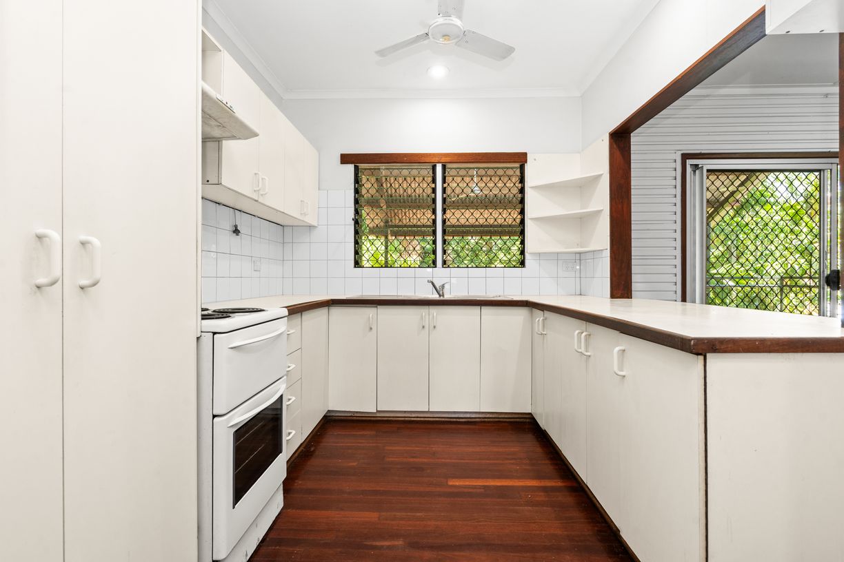 12 Sanders Street — photo 5 of 25