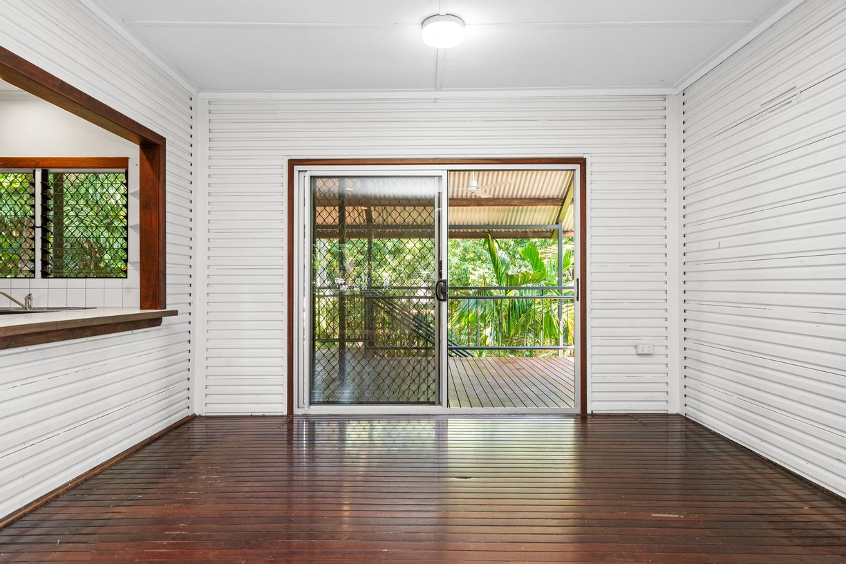 12 Sanders Street — photo 10 of 25