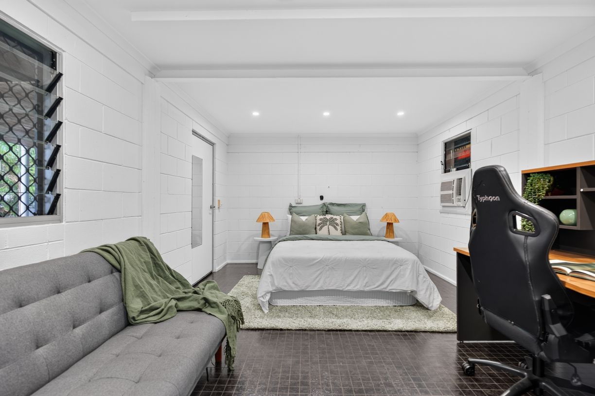 138 Leanyer Drive — photo 19 of 30