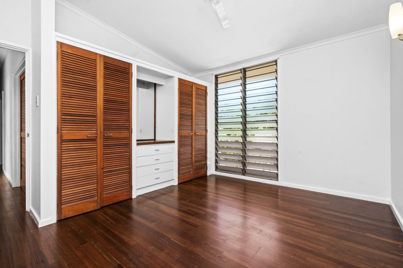 6 Harcus Court — photo 11 of 25