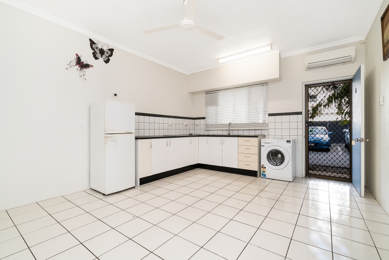 4/3 Kelsey Crescent — photo 6 of 12
